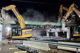 VIDEO: Sessler performs emergency bridge dismantling